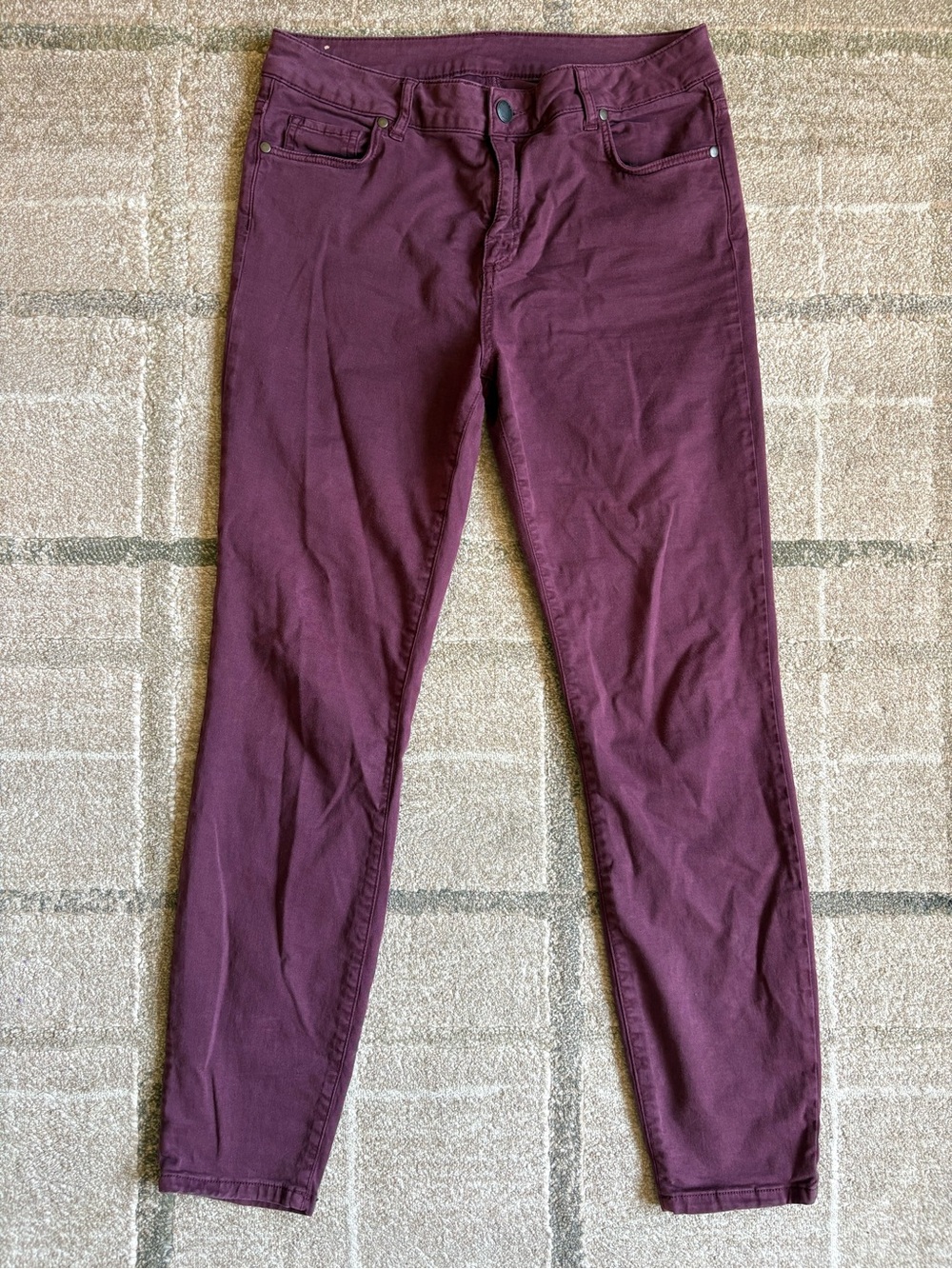 Faherty Women’s Stretch Terry 5-Pocket skinny pants fall burgundy